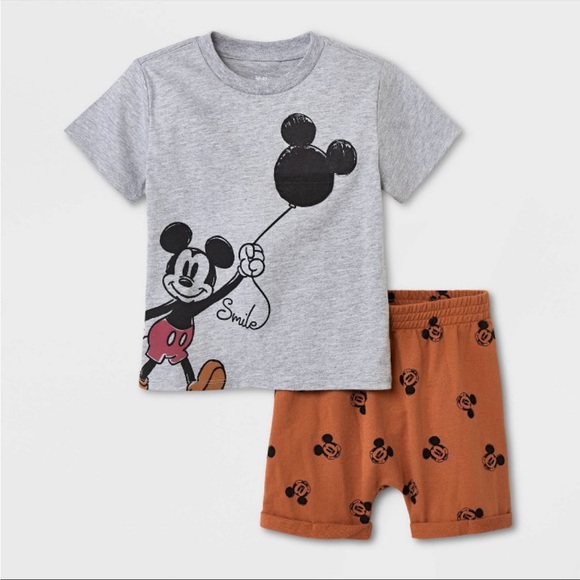 Target Disney Mickey Mouse t-shirt and Shorts 18 months - Picture 5 of 6